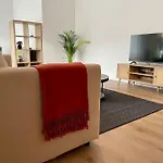 73m2 - 2 - Parking - Wi-fi Апартаменты *