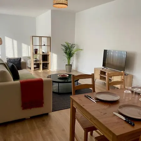 73m2 - 2 - Parking - Wi-fi Appartamento